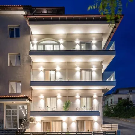 Olenia Luxury 3 *