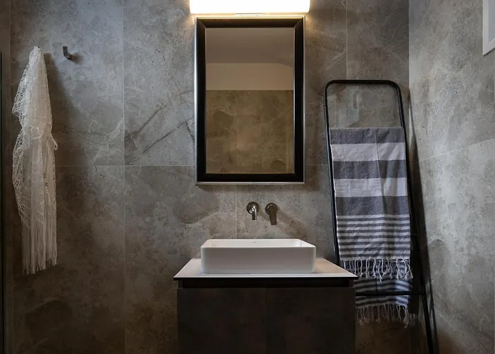 Olenia Luxury 3